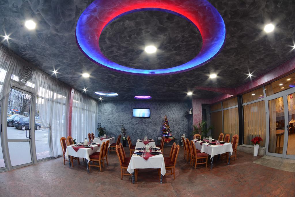 Hotel Afrodita Plovdiv Buitenkant foto